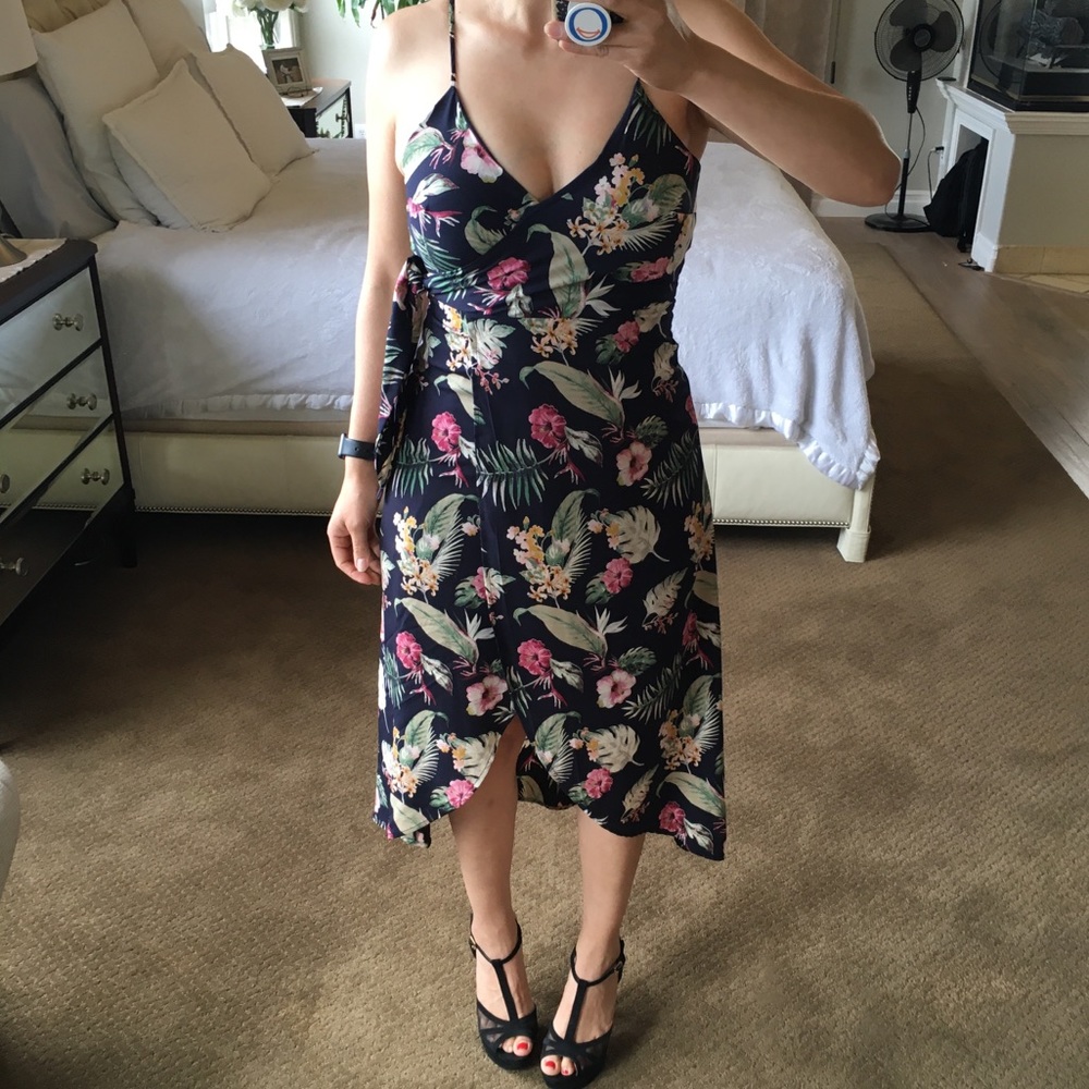 Tropical print dress. .
